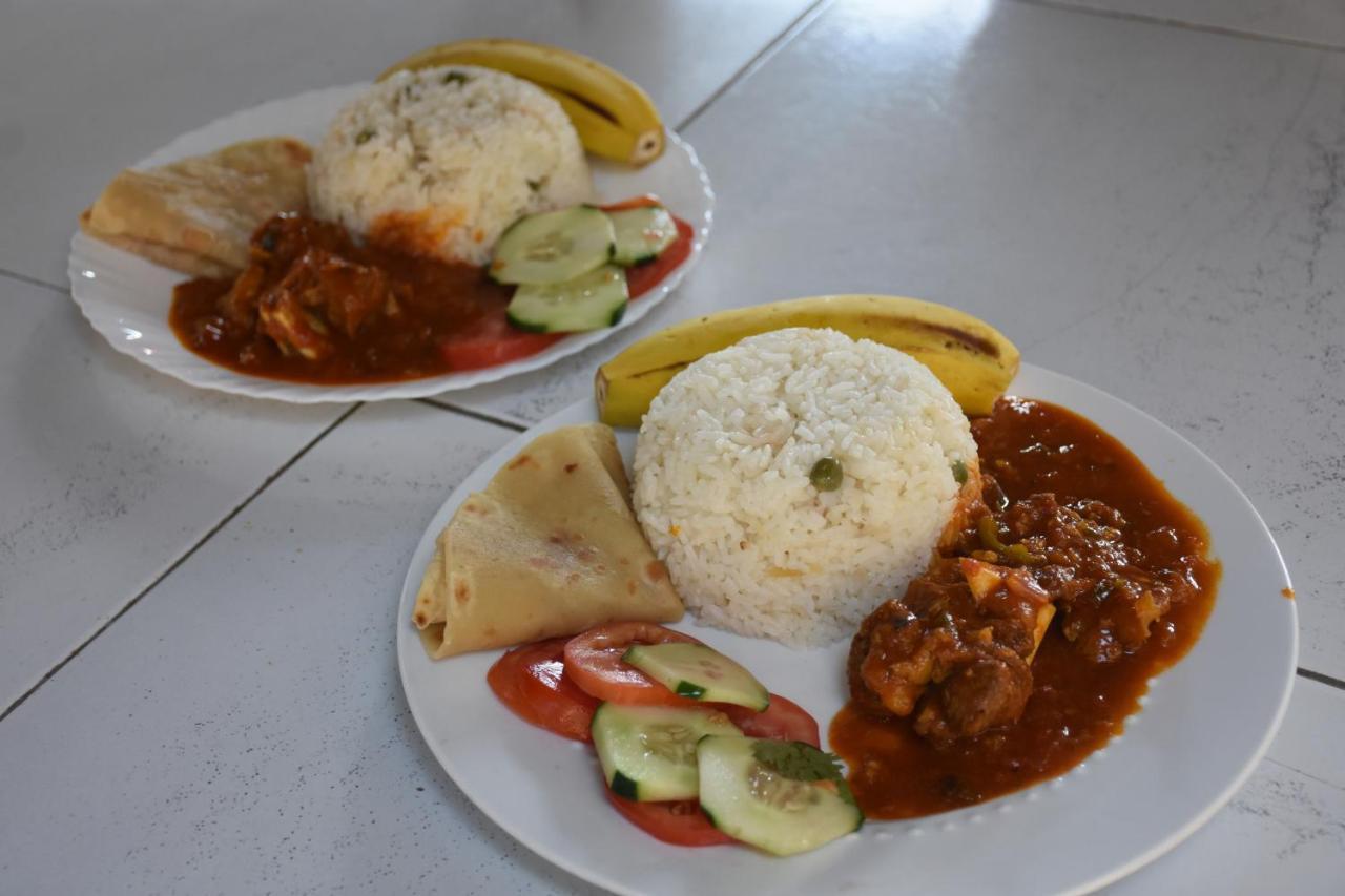 Kituri Royal Annex Bed & Breakfast Dar es Salaam Exterior foto
