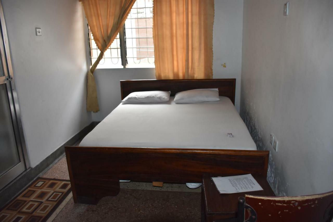 Kituri Royal Annex Bed & Breakfast Dar es Salaam Exterior foto