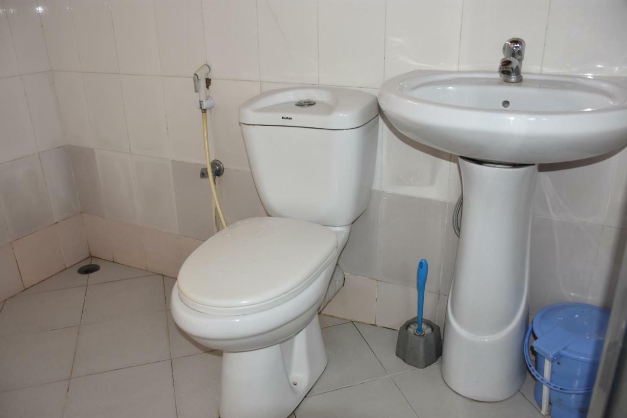 Kituri Royal Annex Bed & Breakfast Dar es Salaam Exterior foto