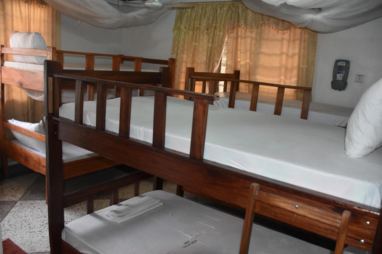 Kituri Royal Annex Bed & Breakfast Dar es Salaam Exterior foto